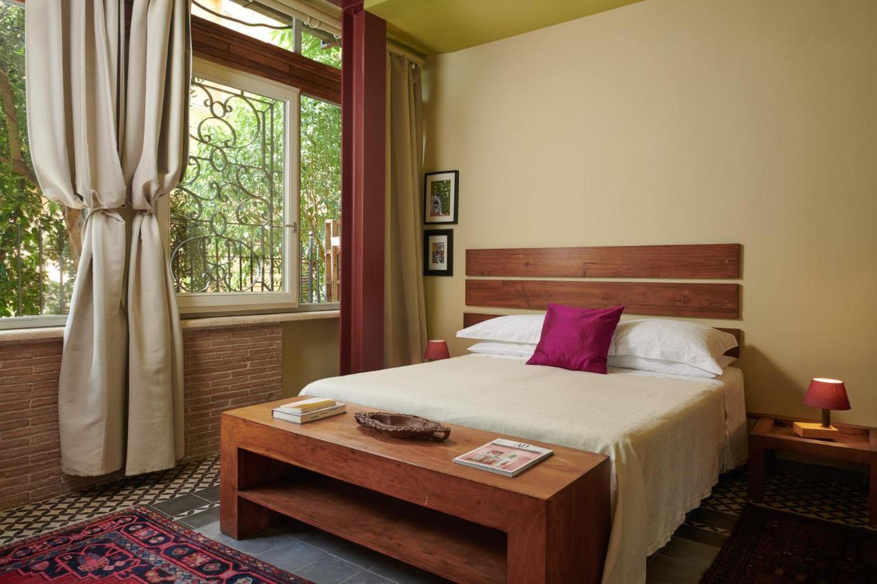Queen Room with Garden View